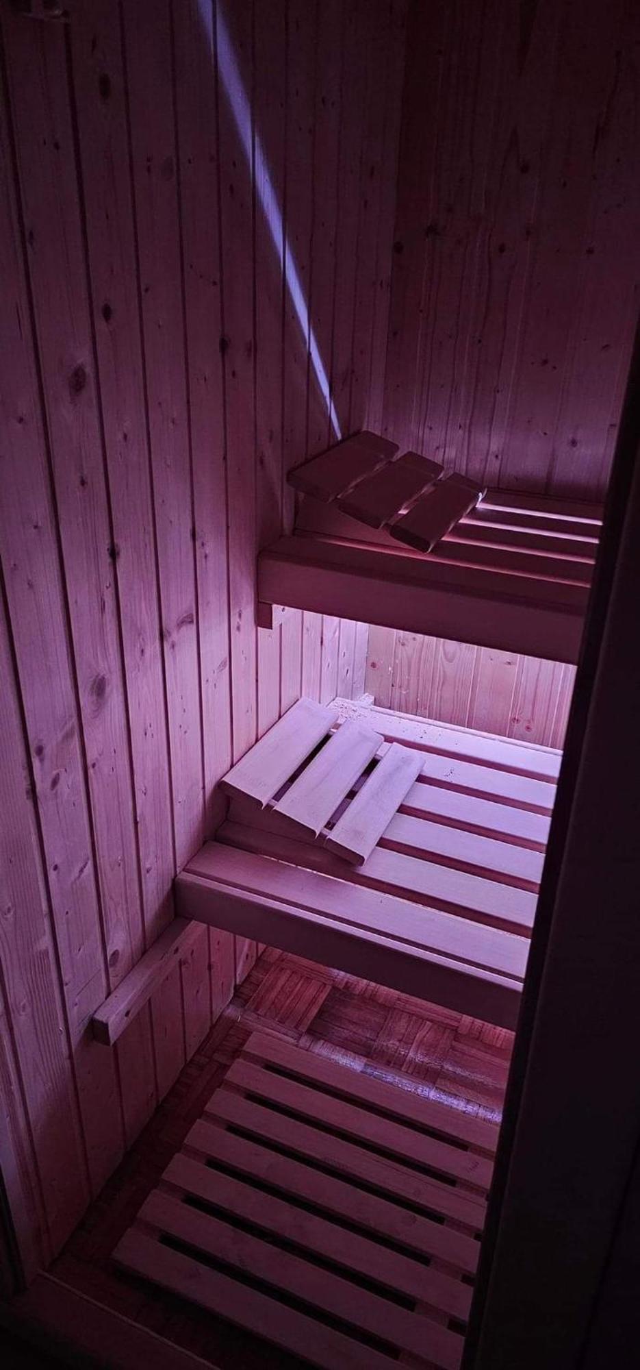 Stan Na Dan Kozarska Dubica Apartment Bosanska Dubica ภายนอก รูปภาพ