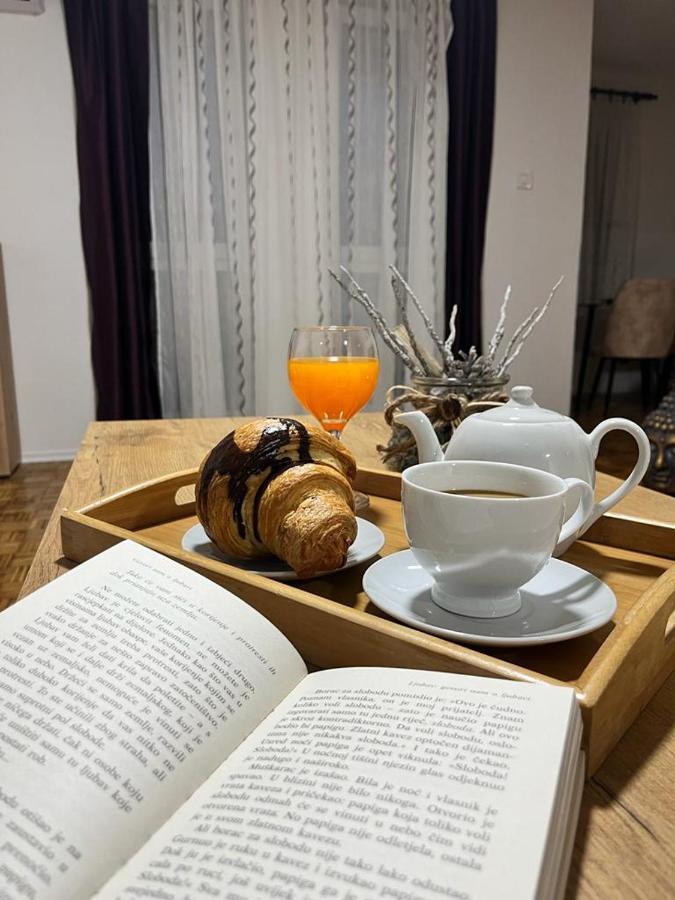 Stan Na Dan Kozarska Dubica Apartment Bosanska Dubica ภายนอก รูปภาพ